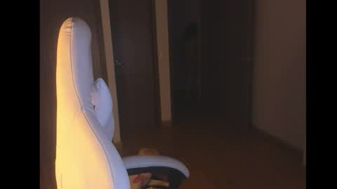 Snapshot of annie_snow_ chatting on 13, 1, 2026 JEANNE no olvides seguirme dont forget follow me uu online show from 13, 1, 2026