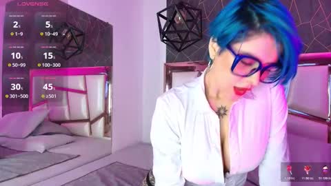 Annie  online show from 20, 10, 2025