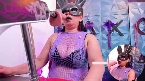 annie online show from 5, 1, 2025