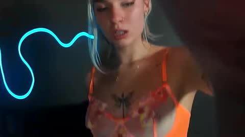 Snapshot of annieangel18 chatting on 3, 1, 2025  ONLY FANS   online show from 3, 1, 2025