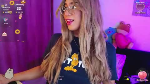 AnnieBlu3 online show from 18, 7, 2026