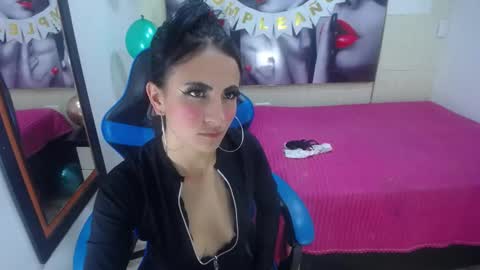 Anniee online show from 5, 2, 2025