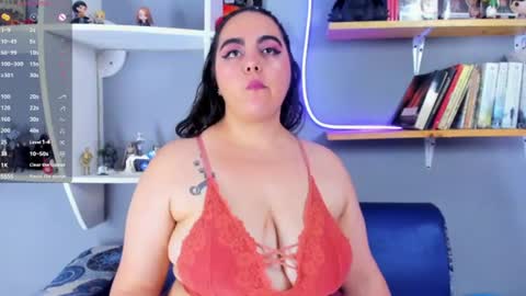 Annie Sweet Cherry online show from 22, 7, 2026