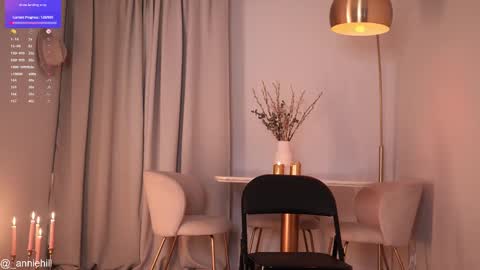 anniehillofficial_ online show from 23, 2, 2025