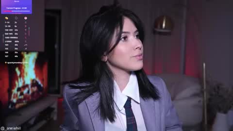 anniehillofficial_ online show from 11, 10, 2025