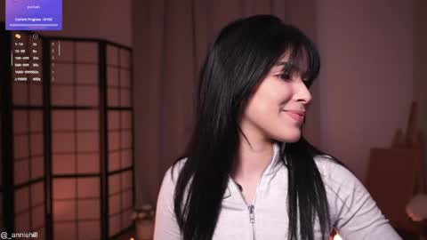 anniehillofficial_ online show from 28, 3, 2026