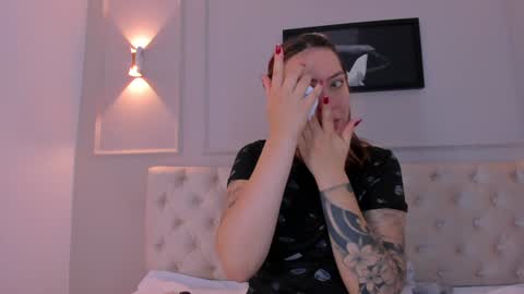 Annie online show from 27, 12, 2024