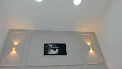 Annie online show from 31, 12, 2024