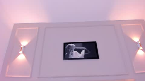 Annie online show from 31, 12, 2024