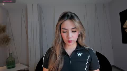 Annie Monroe online show from 11, 2, 2026