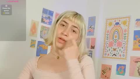 Snapshot of annietinky chatting on 7, 10, 2025 annietinky online show from 7, 10, 2025