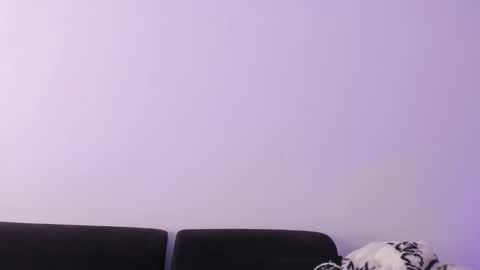 Snapshot of anniie_and_alex chatting on 8, 2, 2025 Annie Alex online show from 8, 2, 2025