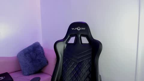 Annie Evans  online show from 27, 1, 2025