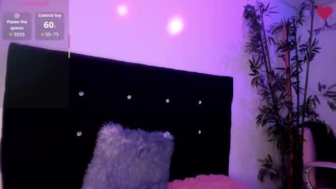 Annie Evans  online show from 13, 9, 2025