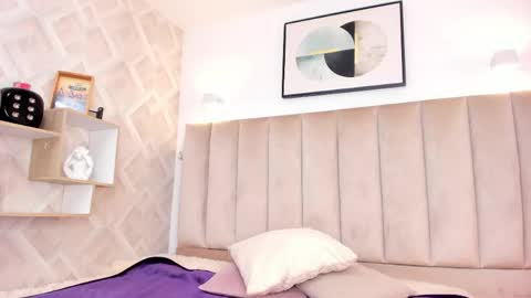 Snapshot of anniie_queen chatting on 28, 5, 2026 Annie Queen online show from 28, 5, 2026