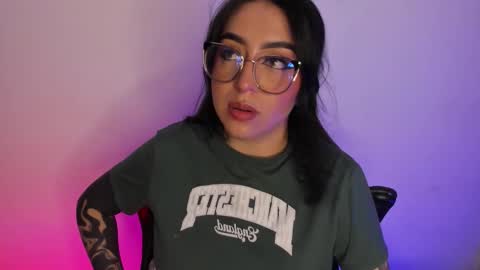Snapshot of annikamerliahh_ chatting on 12, 10, 2025 Annika online show from 12, 10, 2025