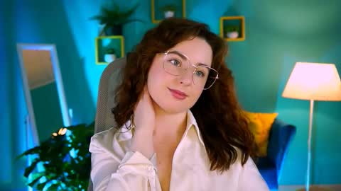 Snapshot of annterry chatting on 22, 11, 2025 Ann Terry 3 online show from 22, 11, 2025