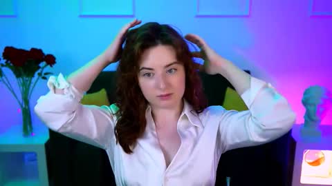 Snapshot of annterry chatting on 25, 11, 2025 Ann Terry 3 online show from 25, 11, 2025