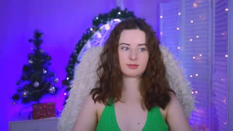 Snapshot of annterry chatting on 18, 12, 2025 Ann Terry 3 online show from 18, 12, 2025