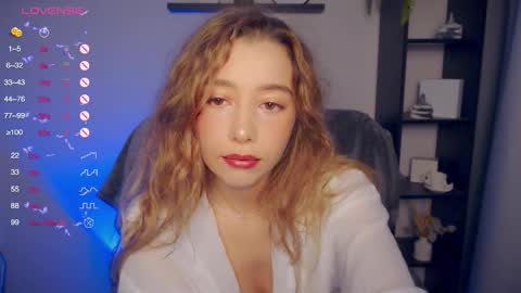 Snapshot of annvegga chatting on 10, 10, 2025 Ann online show from 10, 10, 2025