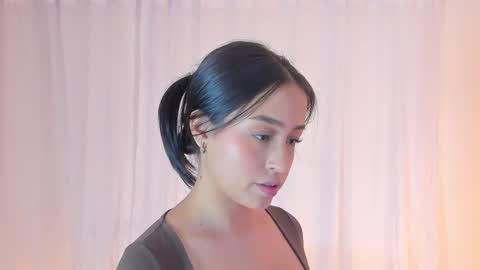 Snapshot of anny_jones77 chatting on 20, 12, 2025 Anny online show from 20, 12, 2025