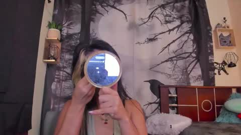 Snapshot of annyluna1 chatting on 10, 1, 2026 Annyluna online show from 10, 1, 2026