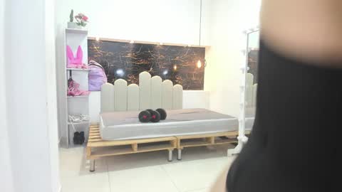 Anny online show from 19, 9, 2025