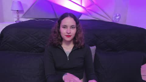 Snapshot of annythomsonn chatting on 11, 12, 2024 AnnyT online show from 11, 12, 2024