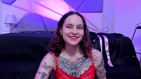 Snapshot of annythomsonn chatting on 26, 12, 2024 AnnyT online show from 26, 12, 2024