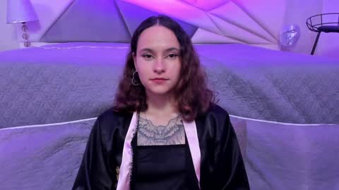 Snapshot of annythomsonn chatting on 11, 1, 2025 AnnyT online show from 11, 1, 2025