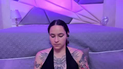 Snapshot of annythomsonn chatting on 15, 1, 2025 AnnyT online show from 15, 1, 2025