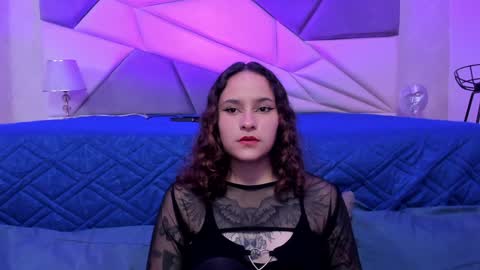 Snapshot of annythomsonn chatting on 21, 1, 2025 AnnyT online show from 21, 1, 2025