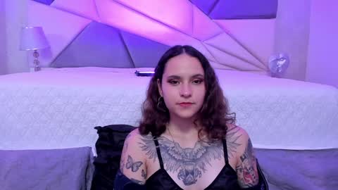Snapshot of annythomsonn chatting on 24, 1, 2025 AnnyT online show from 24, 1, 2025