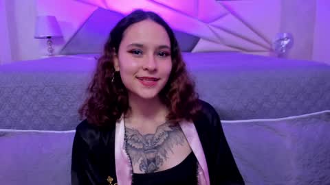 Snapshot of annythomsonn chatting on 5, 2, 2025 AnnyT online show from 5, 2, 2025