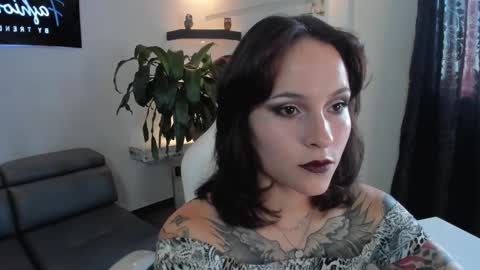 Snapshot of annythomsonn chatting on 28, 9, 2025 AnnyT online show from 28, 9, 2025