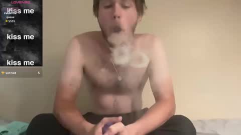 Snapshot of anomalies_ig chatting on 12, 9, 2025 anomalies_ig online show from 12, 9, 2025