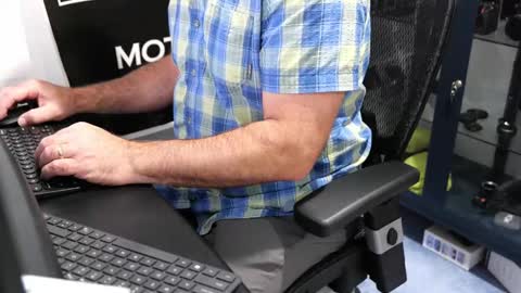 Snapshot of anonycock7 chatting on 8, 10, 2025 D online show from 8, 10, 2025