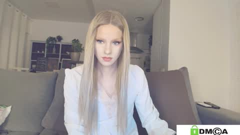 Sexy Ladybug online show from 15, 3, 2026