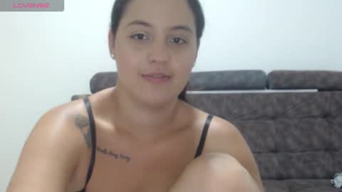 Snapshot of anthonela_queen chatting on 15, 2, 2026 Anthonela Queen online show from 15, 2, 2026