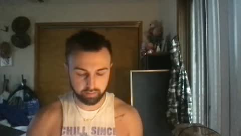 Snapshot of anthonym3 chatting on 30, 11, 2025 Ant online show from 30, 11, 2025