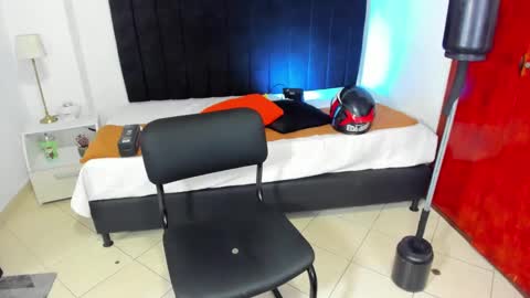       online show from 25, 1, 2025