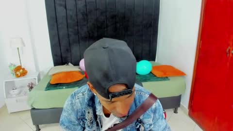       online show from 8, 3, 2025