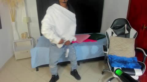 Snapshot of anthoy_wayans chatting on 7, 2, 2026 online show from 7, 2, 2026