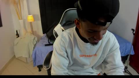 Snapshot of anthoy_wayans chatting on 14, 2, 2026 online show from 14, 2, 2026