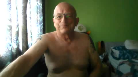 Snapshot of antmatt2025 chatting on 14, 7, 2026 antmatt2025 online show from 14, 7, 2026