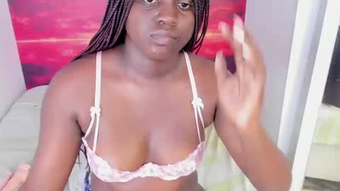 Snapshot of antonelasexx chatting on 20, 9, 2025 antonelasexx online show from 20, 9, 2025