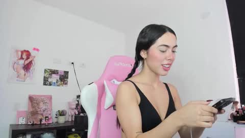 Snapshot of antonella_28_ chatting on 6, 2, 2026 Antonella online show from 6, 2, 2026