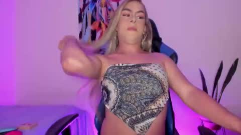 Snapshot of antonella_copper chatting on 21, 2, 2026 Antonella online show from 21, 2, 2026