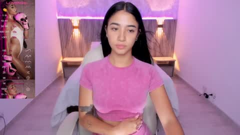  Antonella Grayy  online show from 7, 2, 2025