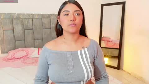 Snapshot of antonella_hot_x chatting on 31, 5, 2026 Antonella online show from 31, 5, 2026